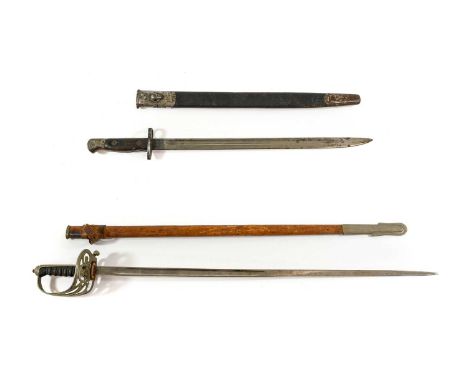 An Edwardian Rifle Regiment Officer's Sword, the 82cm single edge epee steel blade etched with Royal cypher and slung bugle, 