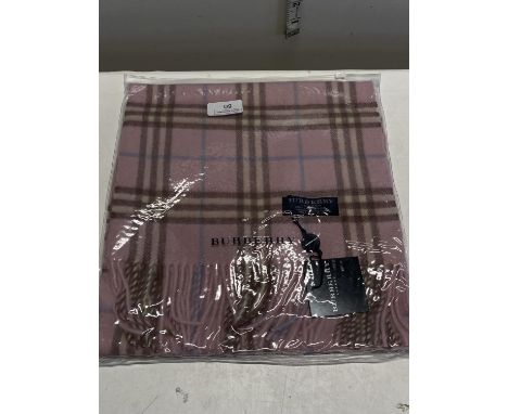 A new with tags Burberry 100% lambs wool pink long scarf 166 x 38cm