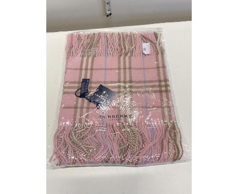 A new with tags Burberry 100% lambs wool pink long scarf with double tassels 150 x 37cm