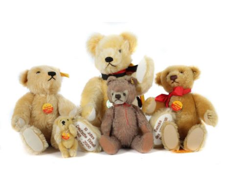 5 TeddybärenSteiff und Herrmann, 1x Teddy, Hermann, "10 Jahre Deutsche Einheit 1990-2000, Nr. 032", auf Sohle bestickt, Deust