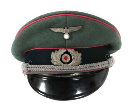 Schirmmütze3. Reich, für Offiziere der Panzertruppe, Sattelform, graugrünes Tuch, komplett m. Mützenadler und Eichenlaubkranz