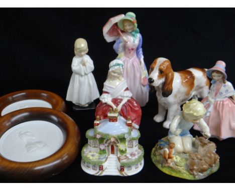 GROUP OF COLLECTABLE CHINA including Royal Worcester Freda Doughty group 3076 'Woodland Dance', two Meissen bisque medallions