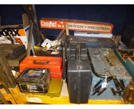 A QUANTITY OF MISCELLANEOUS TOOLS, including a tool crate with contents and loose