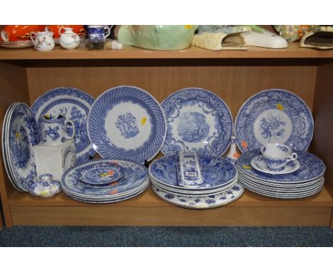 VARIOUS BLUE AND WHITE CERAMICS, mainly Spode Collectors plates, 'Botanical', 'Woodman', 'Rome' etc, boxed mug, chamberstick 