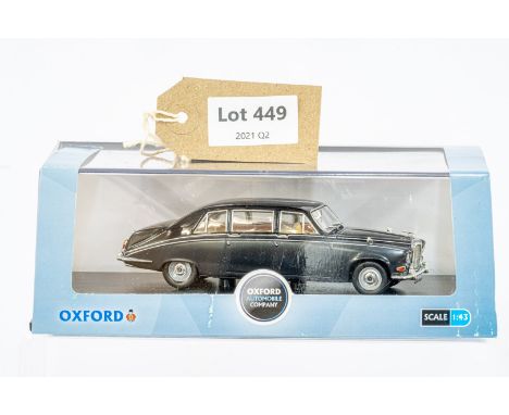 Manufacturer  - Oxford Diecast | Description - Daimler DS420 | Stock Code - DS003 | Notes - None| Scale - 1:43 | Certificate 