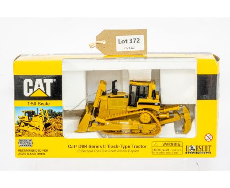 Manufacturer  - Norscott | Description - CAT D8R Series 2 Track Type Tractor | Stock Code - 55099 | Notes - None| Scale - 1:5