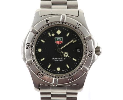 Tag Heuer Professional wristwatch, reference 962.006-2, in stainless steel, unidirectional bezel with bead minute markers, si