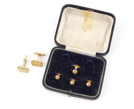 Dress stud set, with four boxed studs, with an ornate leaf pattern, in a fitted box, in 9 ct yellow gold, with a pair of Vint