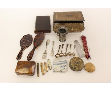 Silver teaspoons (2) Birmingham 1876 Thailand pen knives, a Kigu power compact, Crawford's biscuit pencil/holder tins George 