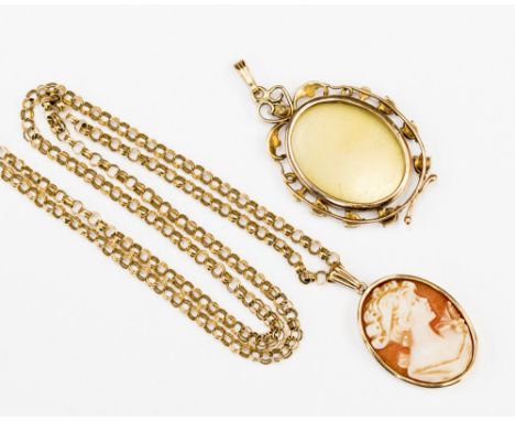 An early 20th Century seed pearl 9ct pendant (the central plastic panel opening to contain a portrait if required) gross weig