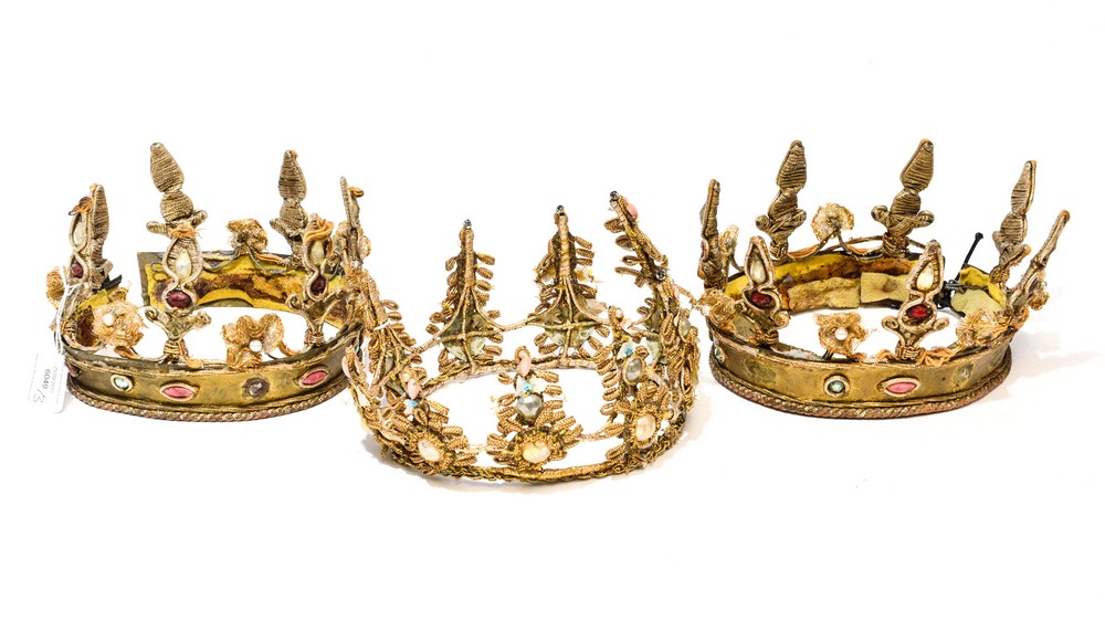 A good collection of crowns, three unique, comprising of three ...