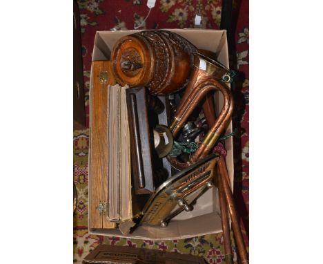 A box of assorted treen and metalware, including hunting horns, dinner bell on stand, carved barrel, etc 