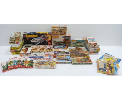 Large collection of Airfix kits to include boxed WWII and civil aircraft kits, mainly 1.72 scale, and others to include a Sta