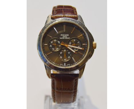 Pulsar quartz chronograph watch, on leather strap, ref no. 380192, with box.