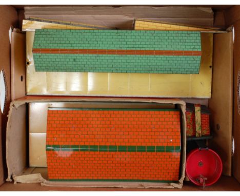 Two trays Hornby post-war buildings &amp; accessories: No.1 goods depot with orange roof, small creases to roof (G-BP base on