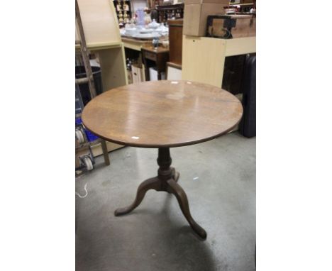 Georgian Oak Circular Tilt Top Pedestal Table on Tripod Legs