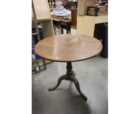 Georgian Oak Circular Tilt Top Pedestal Table on Tripod Legs