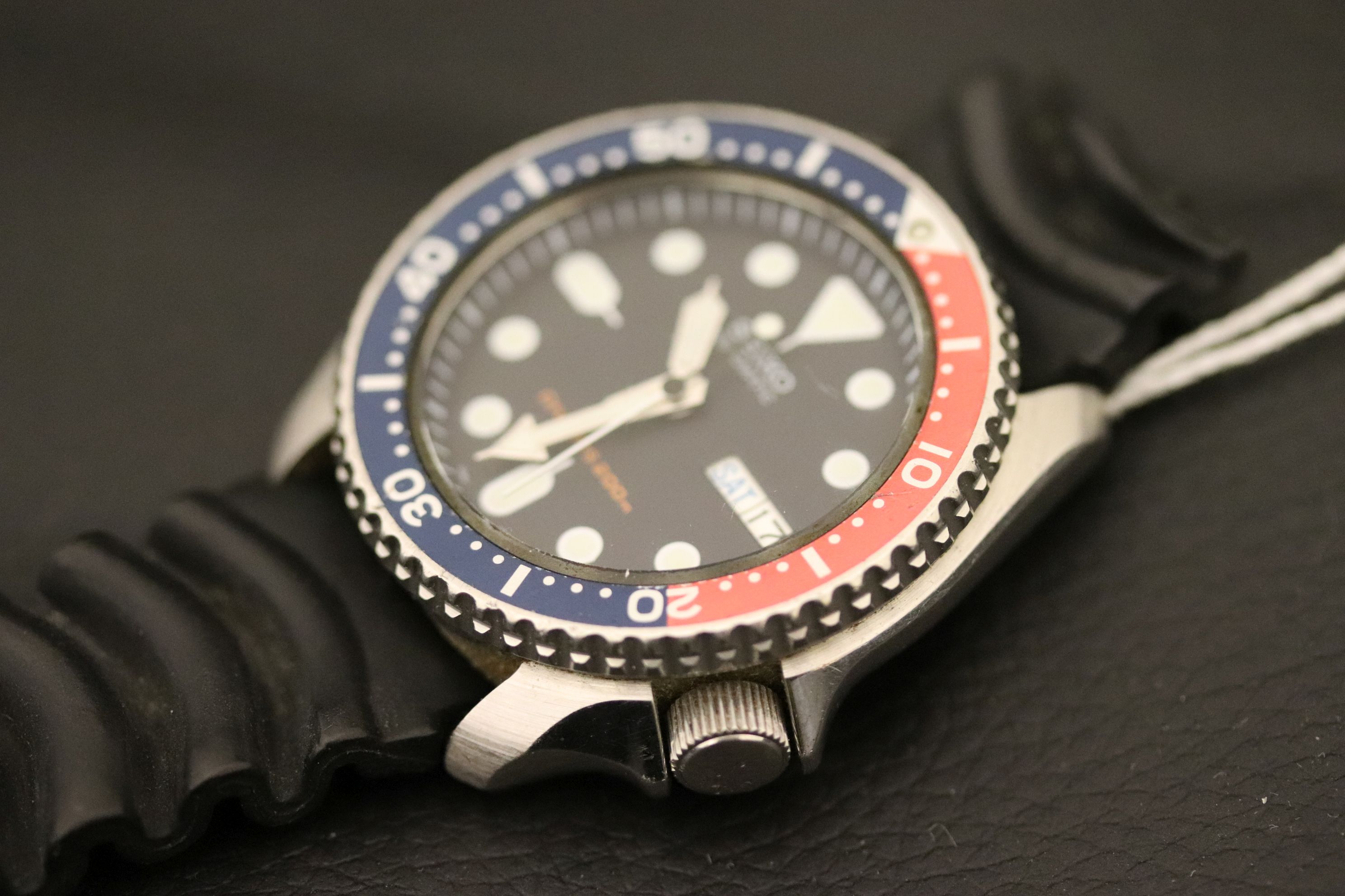 Seiko automatic 200m divers watch day / date adjust