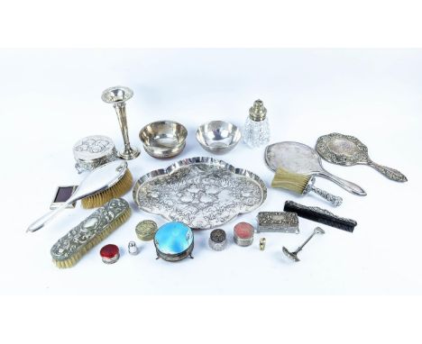 A COLLECTION OF ASSORTED SILVERWARE, comprising silver part dressing table set, a silver Victorian Art Nouveau tray, a matchi