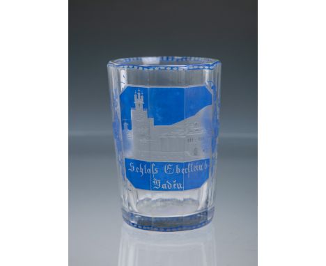 Andenkenglas (wohl 19. Jh.), klares Glas, teils blau überzogen u. geätzt, Darst. u. bez."Schloss Eberstein b. Baden", 10-kant