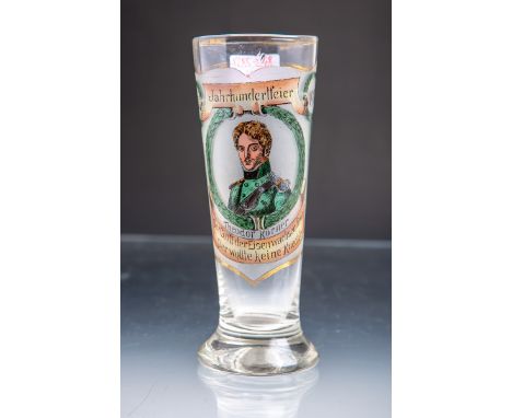 Patriotisches Glas (20. Jh.), klares Glas, Portrait von Theodor Körner, Aufschrift: "1813Jahrhundertfeier 1913. Theodor Körne