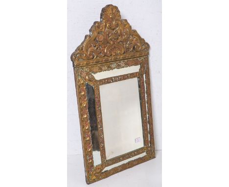 Wandspiegel (wohl Frankreich, wohl um 1900), Holz m. geprägter Messingblechauflage, gr.Spiegel ca. 29 x 20 cm , kl. Spiegel a