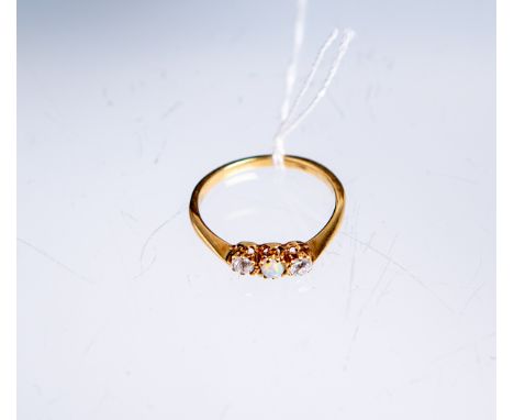 Damenring m. Brillant- u. Opalbesatz 750 GG, gestempelt: Feingehalt, Ringgröße: ca. 51,Gewicht ca. 1,85 g.