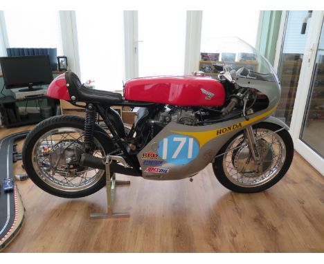 Honda CB 350 K4Prepared as a race bike and developed over a period of 20 yearsOne of the quickest K4’s in existenceRaced by P