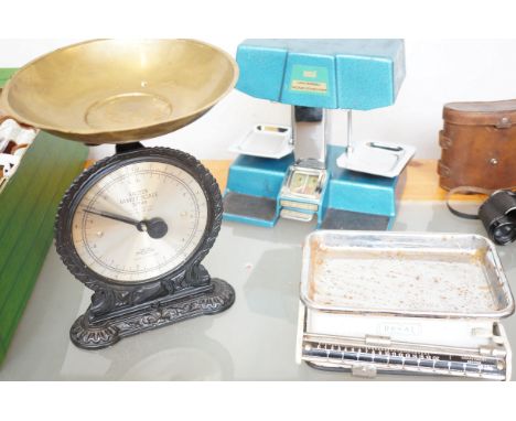 3 Sets of vintage scales 