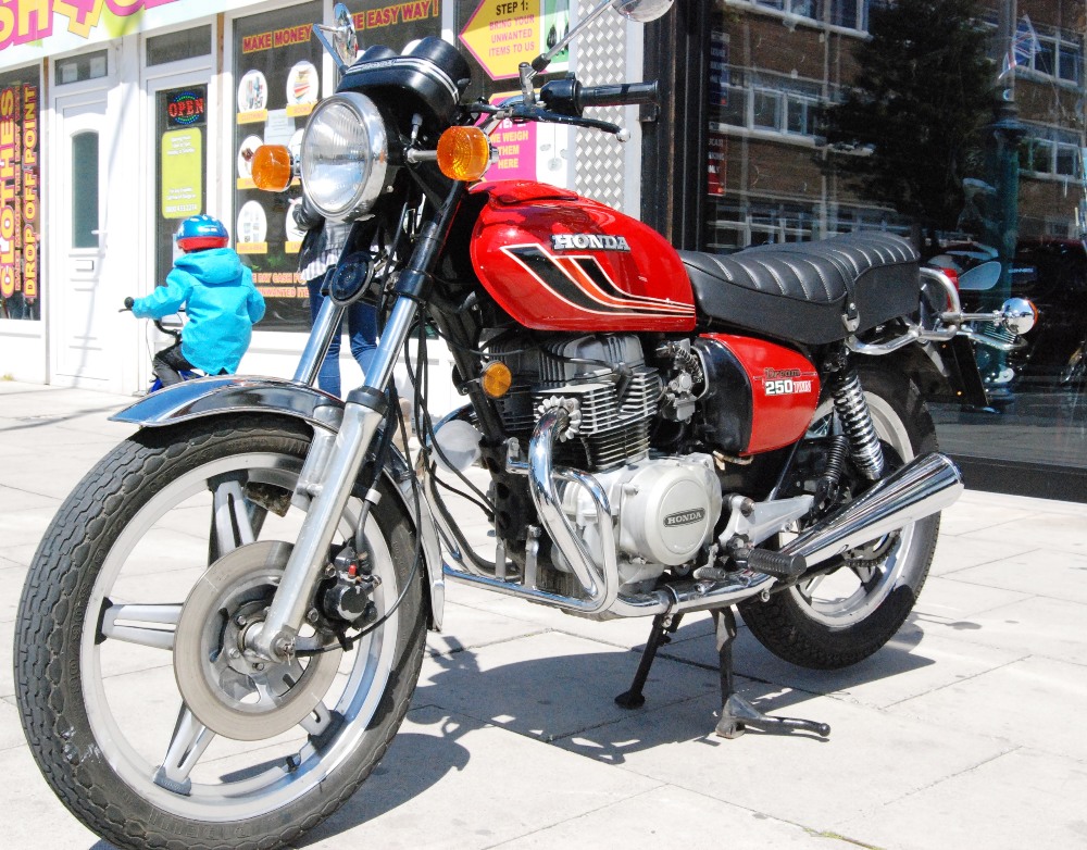 Honda cb250t hawk 1978