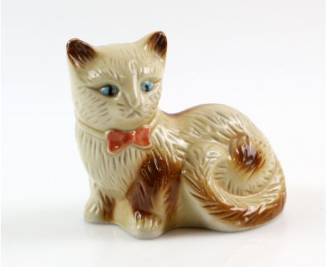Little Women (1994) - Ceramic cat and framed picture, both with certificates of authenticity.