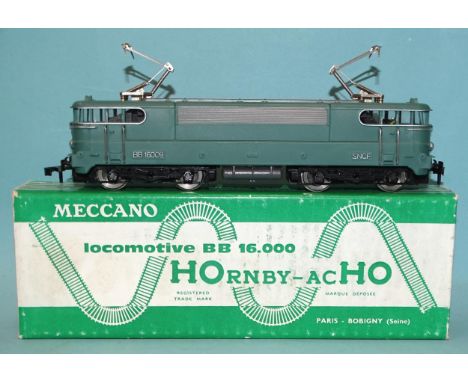 Hornby OO gauge, a French HOrnby-AcHO BB16000 BoBo S.N.C.F. twin-pantograph electric locomotive RN BB16009, (boxed with packi