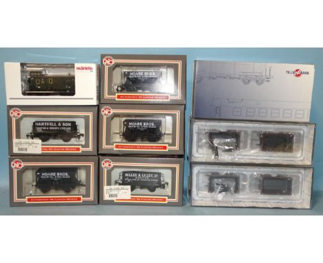 Märklin HO gauge, 43 989 baggage car, two sets of two Brawa coal hopper cars, a Tillig shed car and five Dapol private owner 