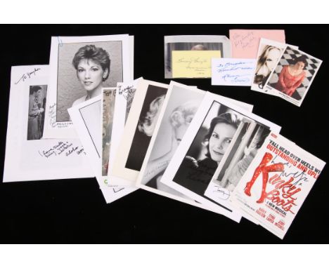 Autograph Collection USA Actresses (1960s-1990s) -20 x Film/TV Actresses autographs; Inc: Anna Faris, Vivica A Fox, Rhonda Fl