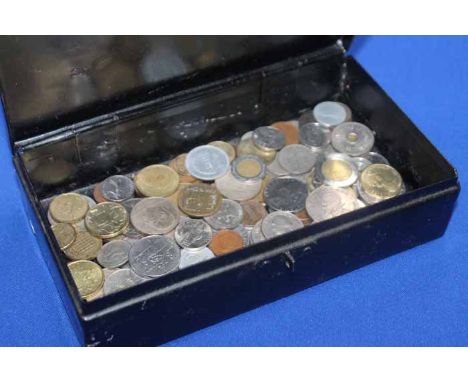 LOT OF VINTAGE COINSincluding a box of copper pennies (2 boxes)