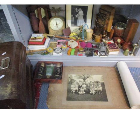 A vintage lot to include a 1912 Hampstead Wanderers Football Club photo, a bag of old pennies and other coins, treen househol