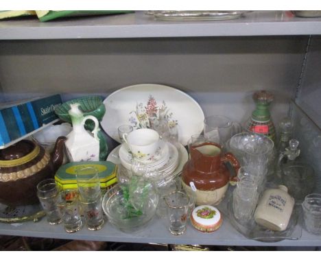 A vintage lot comprising glassware and ceramics to include English garden teaware 