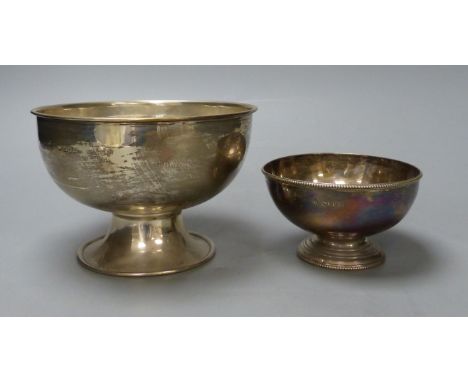   A George V silver rose bowl, London, 1919, 15.5cm and a Victorian silver sugar bowl, London, 1881, 10.4cm,8oz.