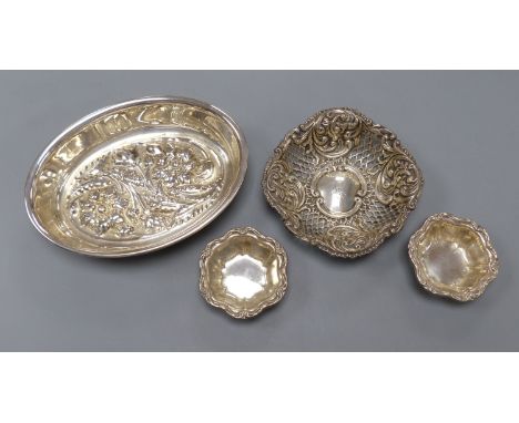   An Italian 8000 standard white metal oval bowl, 15.8cm, two small Birks sterling salts and a repousse silver bonbon dish,6o