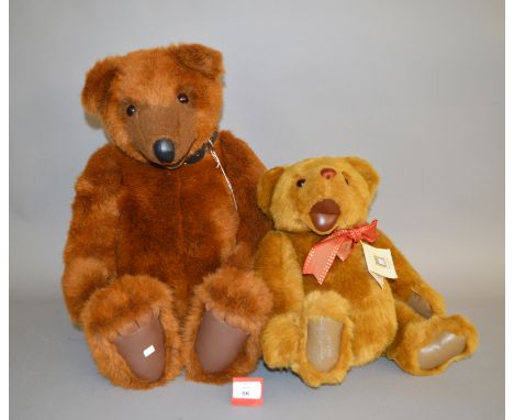 Two Gund teddy bears: Signature Bear prototype, height approx. 63 cm, brown bear with open mouth and collar; Bustopher, ltd.e