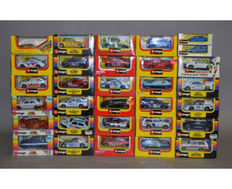 A quantity of boxed Bburago diecast model cars in 1:43 scale including Range Rover VSD, Posche 935 Momo and Range Rover Team 