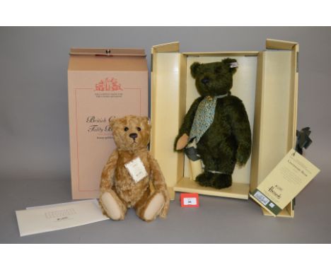 Two Steiff teddy bears: Harrods Centenary Bear, ltd.ed. 820/2000; British Collectors' Club Bear 2002 honey-golden height 35 c