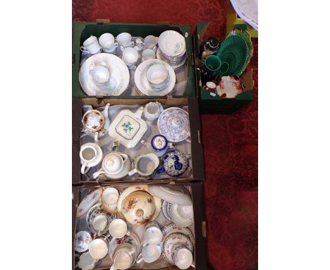 A quantity of ceramics including a Royal Worcester blush ivory muffin dish and cover with painted floral decoration, various 