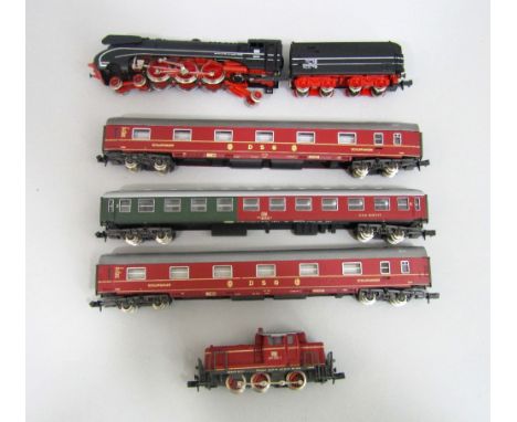 RIVAROSSI/ATLAS  Cat No:2193 DB class BR10 4-6-2 with 4 axles. One of the two locomotives of this small class built by Krupps