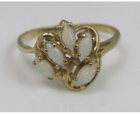 An opal dress ring of foliate design, size P, 2.4g