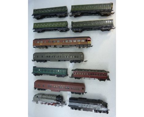 Collection of '00' / 'H0' model railway rolling stock to include New York Central by Bachmann and a further Locomotive by Lil
