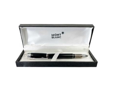 A Mont Blanc starwalker roller point pen.  in original fitted case.