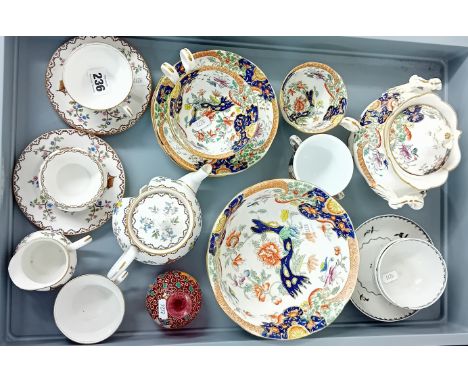 A quantity of British Chinese-style tea service pieces, to include tea bowls, tea cups and saucers, bowls, etc, one teapot ba