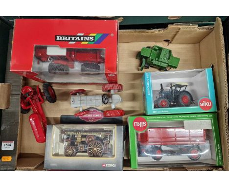 One tray containing a quantity of agricultural and steam related diecast vehicles to include a Britains Massey Ferguson 1505 