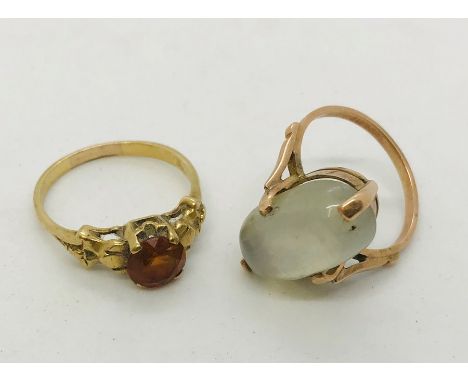 Two 9ct gold dress ring, one unmarked.